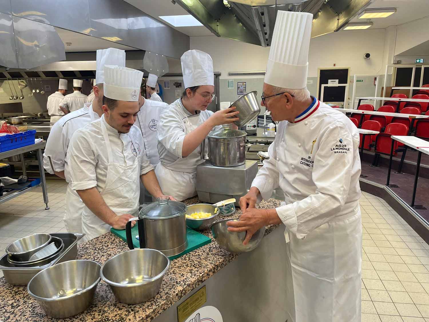 LE MOF BERNARD-MARIE FRANÇOIS EN MASTERCLASSE AU CEPROC