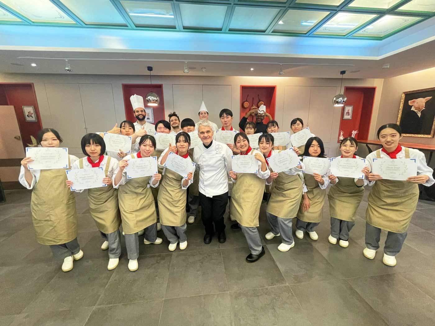 DES STAGIAIRES CUISINIERS DE TOKYO EN MASTERCLASS AU CEPROC