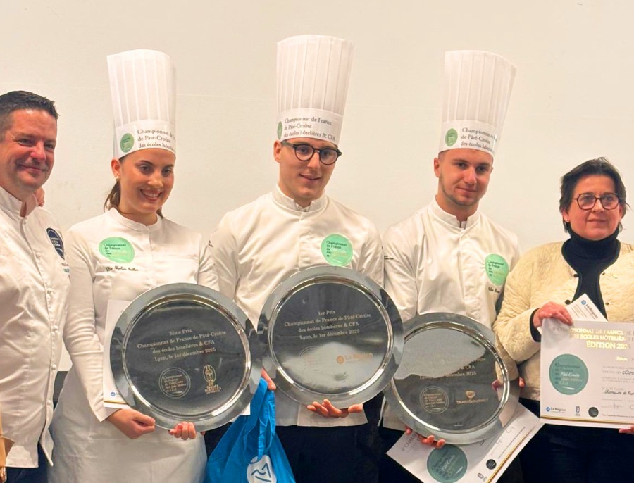 Deux apprentis du CEPROC sur le podium du Championnat de France de pâté croûte des écoles hôtelières et CFA