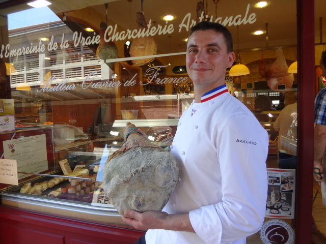 Charcuterie de boutique printanière et entrées de saison – Sébastien Carlier